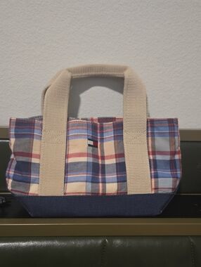 Tommy Hilfiger Plaid Toiletry Tote in Beige, Navy and Red